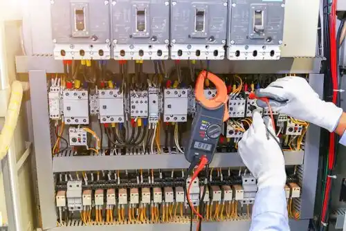 electrician New London